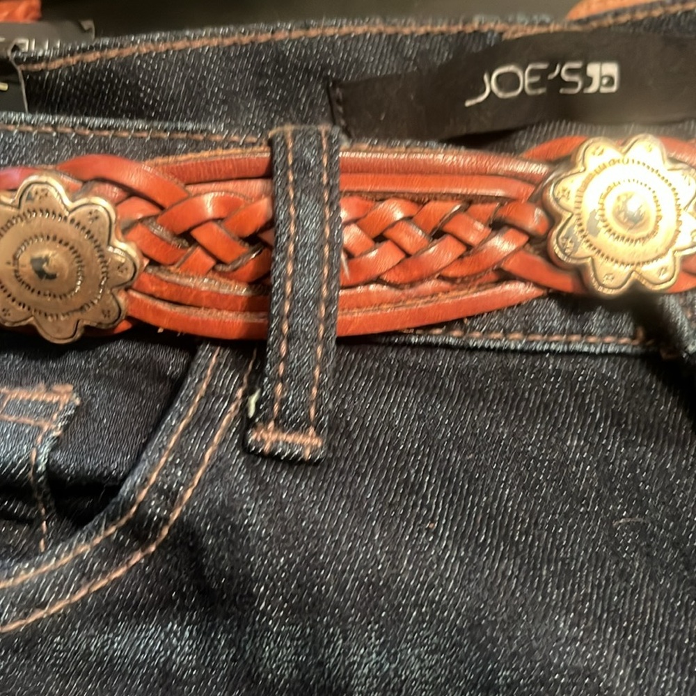 Fossil Vintage Braided Brown Leather Belt with Floral Concha - Picture 7 of 13